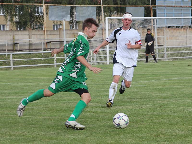 Fotbalisté Rájce-Jestřebí prazili v krajském poháru Slatinu 3:2.