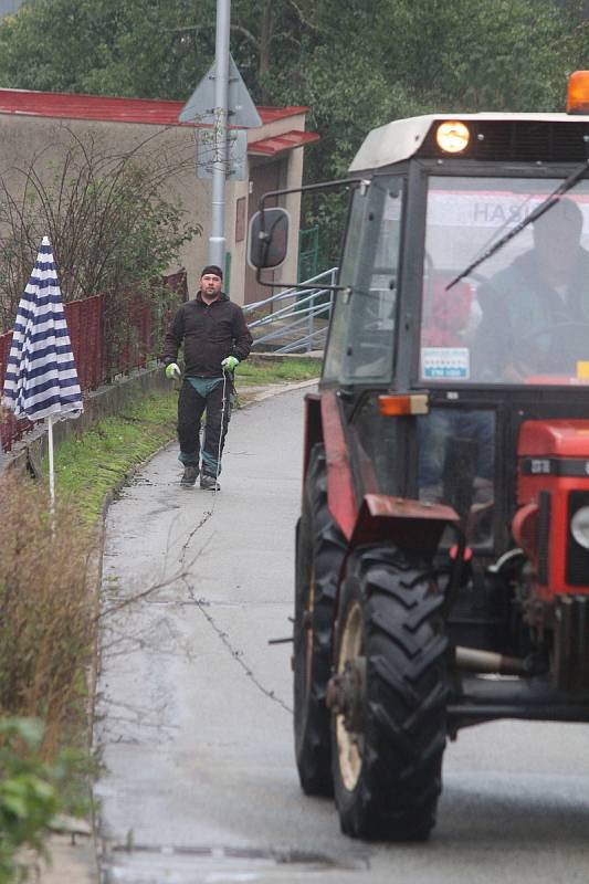 V Adamově se o víkendu po roce opět jely závody minikár.