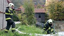 V letovickém průmyslovém areálu zasahovali hasiči u poškozeného stavidla na řece Svitavě.