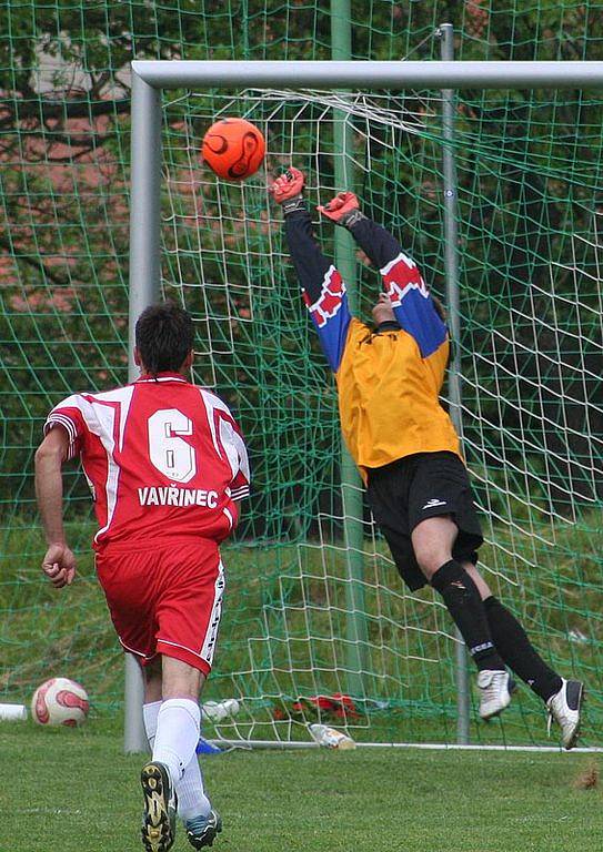 Vavřinec porazil Olomučany jednoznačně 3:0 a vyhrál III. okresní třídu