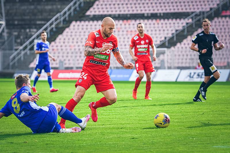 3. kolo Mol Cupu: Zbrojovka Brno (červená) - Vysočina Jihlava 1:0. Foto: FC Zbrojovka Brno/Martin Tajč