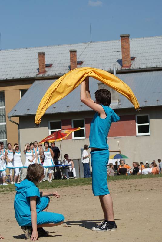 Ke stému výročí založení Sokola ve Vanovicích se v obci konaly tělovýchovné slavnosti.