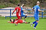 Blanenští fotbalisté (v červeném) remizovali na domácím hřišti s Otrokovicemi 1:1.