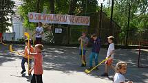O Sulíkovskou veverku. To je název sportovní olympiády pro žáky prvního stupně základních škol, která se v úterý konala v Sulíkově.