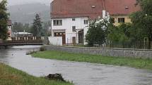 Ve čtvrtek se rozvodnily řeky a potoky na Blanensku. Zvýšená byla například Svitava v Letovicích. Druhého povodňového stupně dosáhla Křetínka v Prostředním Poříčí.