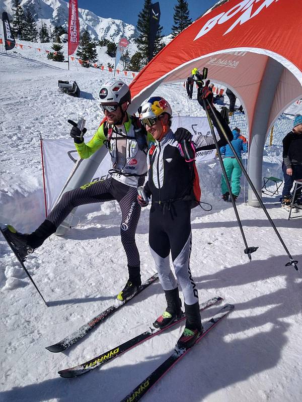 Studenti z rájeckého gymnázia zažili v Tatrách spoustu zajímavých aktivit, například výstup na sněžnicích nebo jízdu na Fat Bike.