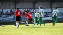 Fotbalisté Rájce-Jestřebí vyhráli derby I. B třídy v Blansku 2:0.