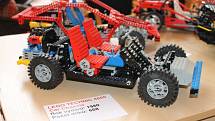 Na třetí ročník akce s názvem Lego Technic Show 2013 – Stroje v pohybu v sobotu do boskovického zámeckého skleníku zavítalo kolem tisícovky návštěvníků. Na akci si mohli prohlédnou kolem stovky modelů z Lega. 