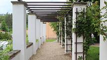 Víkend otevřených zahrad v zámecké zahradě v Lysicích na Blanensku.