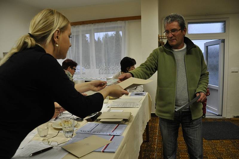 Volby do obecního zastupitelstva ve Stvolové.