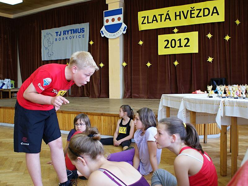 1. ročník taneční soutěže v aerobiku Zlatá hvězda.