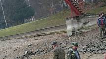 Blanenská přehrada Palava se dočká po devíti letech odbahnění dna. Proto bylo nutné z nádrže nejprve vylovit ryby. Místním rybím králem byl 181 cm velký sumec.