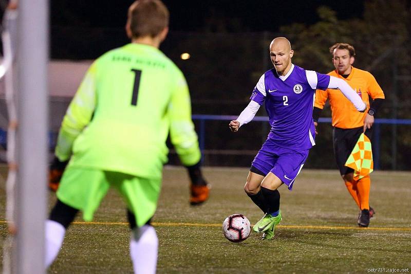 Blanensko (ve fialovém) na domácím hřišti rozstřílelo Baník Ostrava 12:2.