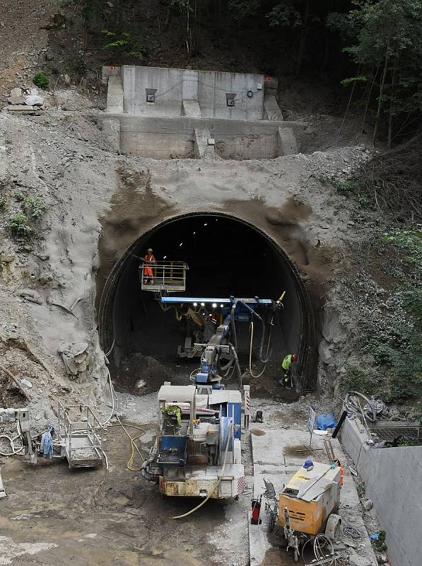 Proměna železničních tunelů při rekonstrukci železničního koridoru Brno - Blansko.