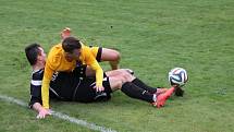 Fotbalisté Ráječka prohráli doma s Moravskou Slavií 1:4. Brňany nepřibrzdilo ani vyloučení Veselého za stavu 1:0. Nasázeli po něm Olympii další tři branky.