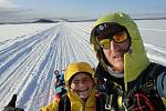 Markéta Marvanová a Adam Záviška letos jako první zdolali extrémní výzvu Lapland Extreme Challenge.