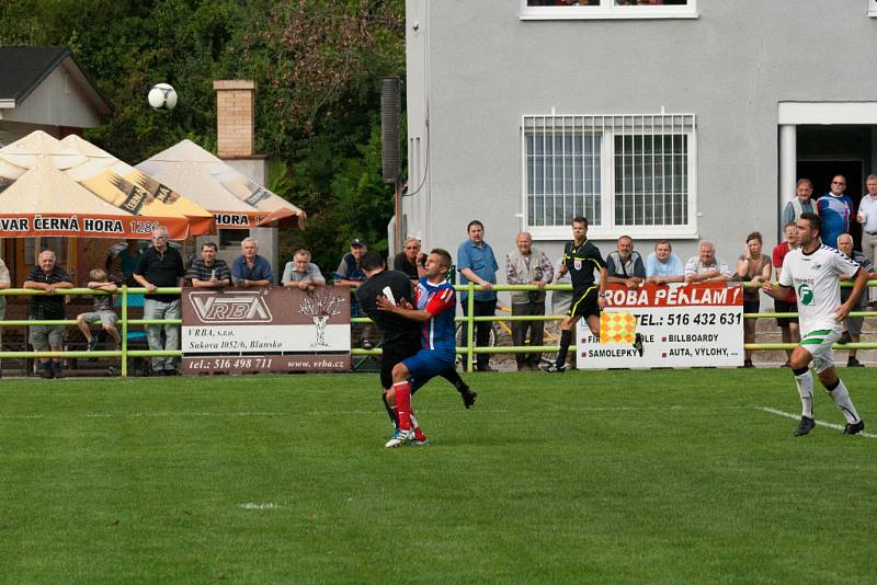 Blanenští fotbalisté rozprášili Rousínov. Vyhráli 5:1.