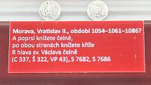 V Muzeu Blanenska v pátek slavnostně představili takzvaný Bořitovský poklad. Soubor osmi stovek mincí z raného středověku.