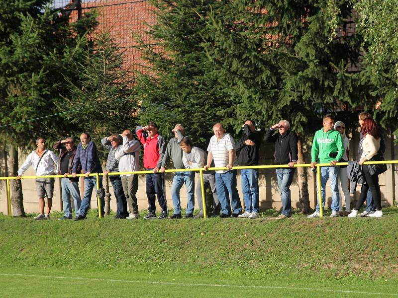 Fotbalisté Ráječka rozstříleli Kyjov 7:1.