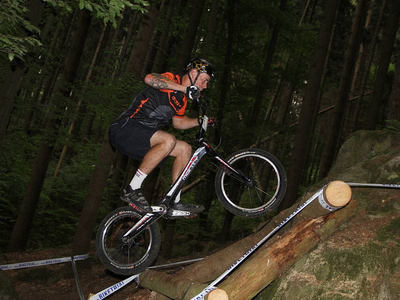 V Blansku na Palavě se jel závod mistrovství republiky v biketrialu.