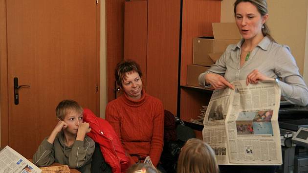 Děti z vysočanské školy navštívily redakci Blanenského deníku Rovnost.
