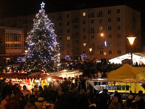 Rozsvícení vánočního stromu v Blansku na náměstí Republiky.