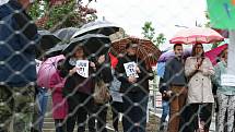 Na blanenském náměstí Republiky přišlo na demonstraci za nezávislou justici a rezignaci premiéra Babiše přes sto lidí. V uplynulých čtrnácti dnech se v okresním městě jednalo už o druhou protestní akci.