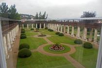 Zámecká zahrada v Lysicích.