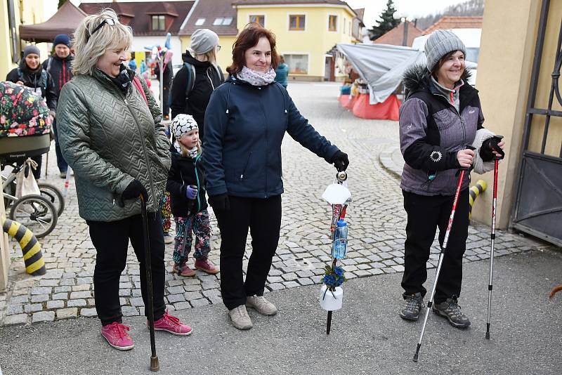 Oholení turisté zahájili sezonu novým rekordem