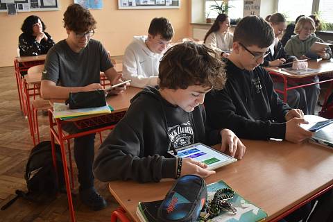 Žáci ze Základní školy Edvarda Beneše v Lysicích zvládají na Blanensku nejlépe testy z matematiky u přijímacích zkoušek na střední školy.