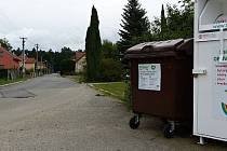 Velkokapacitní kontejner na bioodpad v Blansku.