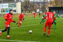 Blanenští fotbalisté (v červeném) v přípravě porazili šest ze sedmi soupeřů, Ráječko zdolali 11:1.