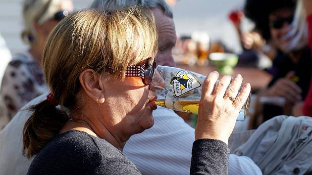 Krásné počasí přilákalo na Pivní pouť tisíce lidí - Blanenský deník