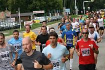 Nejmasovější běžeckou akcí na Blanensku jsou každý rok Půlmaraton Moravským krasem (na snímku) a Boskovické běhy. Ani jeden z podniků nechybí letos v běžeckém kalendáři Okresní běžecké ligy.
