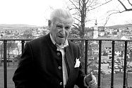 Hugo Mensdorff-Pouilly zesnul necelý měsíc po čtyřiadevadesátých narozeninách.