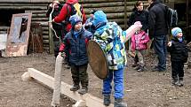 Nový hrad nedaleko Olomučan na Blanensku otevřel své brány. Turisty přilákal velikonoční jarmark.