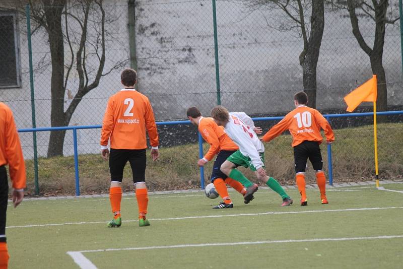 Fotbalisté Kunštátu porazili v boskovickém Artézia Cupu Rájec-Jestřebí 5:0.