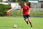 Fotbalisté Boskovic (v červeném) si na podzim doma smlsli i na líšeňském lídrovi, kterého porazili 4:0, a přezimují na druhé příčce.