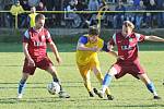 Fotbalisté Kunštátu (ve vínových dresech) porazili na podzim na venkovním hřišti Žebětín jasně 4:0. Čtyřmi góly se blýskl Marek Štencl.