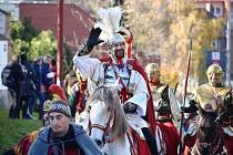 V Blansku vítaly v neděli patrona města davy lidí. Svatý Martin přijel na bílém koni.