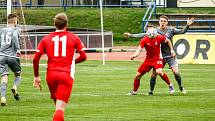 Blanenští fotbalisté (v červeném) zdolali Chrudim 4:1.