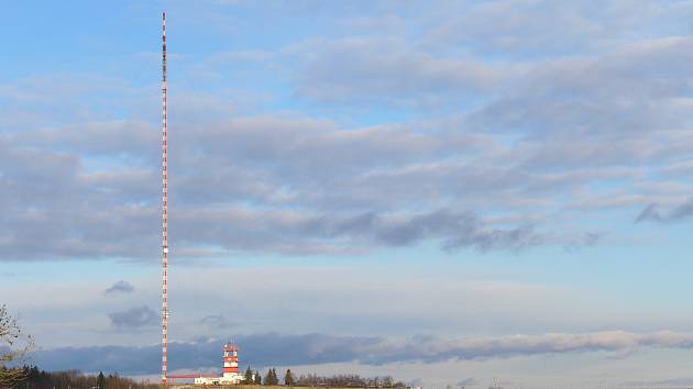 Vysílač Kojál v Krásensku na Vyškovsku oslavil šedesát let provozu. Po digitalizaci je stále klíčový pro televizní a rozhlasové vysílání na Moravě.