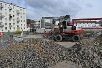 Rozkopané silnice, těžká technika, zákaz vjezdu. Centrum Blanska je už měsíc kvůli opravám vodovodu a kanalizace uzavřené. Tento stav má trvat do konce června.