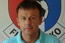 Bývalá opora záložní řady ČKD Blansko Miloš Vašák oslavil padesátku. V sedmadvaceti poprvé a naposledy přestoupil. Do AFC Haugsdorf.