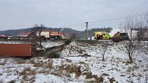 Nehoda v Závisti na Blanensku. Pro vážně zraněného muže přiletěl vrtulník.