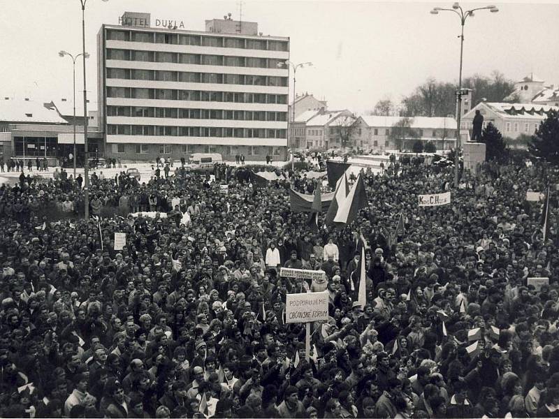 Listopad 1989 v Blansku