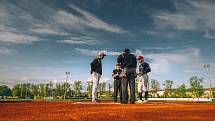 Blanenští baseballisté (ve světlém) na domácím hřišti dvakrát podlehli Jablonci.