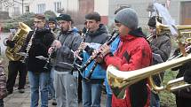 Muzikanti z dechového orchestru Malá Haná v neděli hráli například ve Vanovicích nebo ve Světlé.