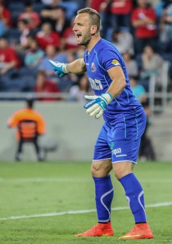 V dresu izraelského Happoelu Haifa FC odchytal Přemysl Kovář všech třiatřicet mistrovských zápasů v první lize. S vedením klubu jedná o prodloužení smlouvy.