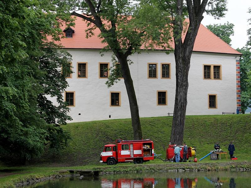 Zámecká park v Blansku ovládla Bambiriáda.